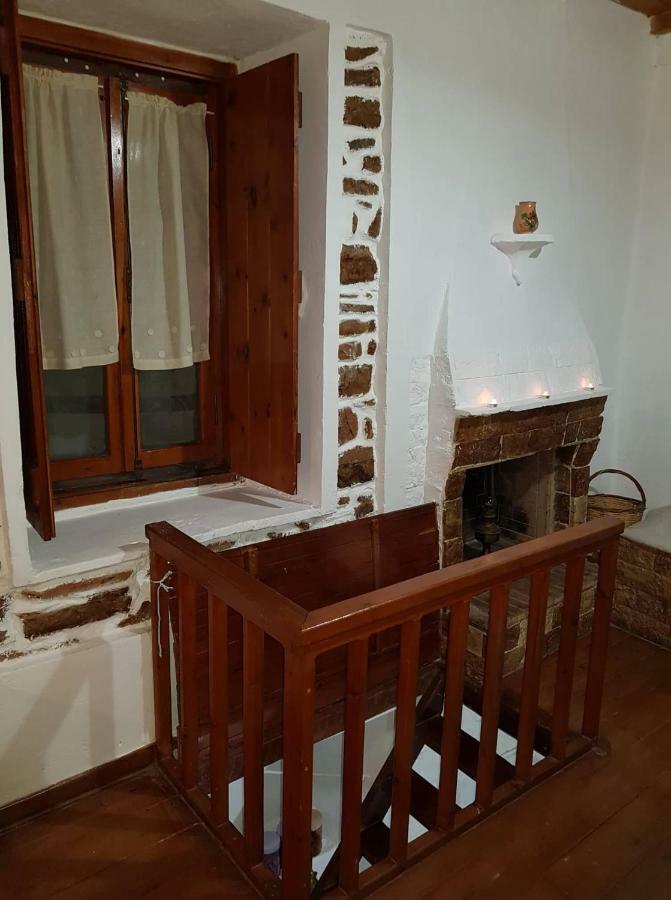 Traditional House Kassandra'S Guest House Ермиони Екстериор снимка